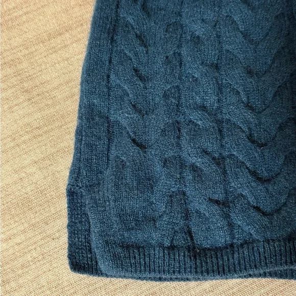 ♥️Garnet Hill Cashmere Cabled T-Neck - Picture 6 of 15